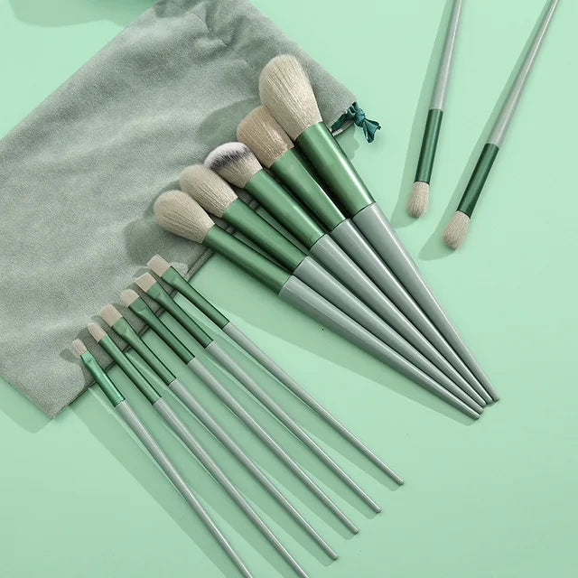 Makeup Brush Set with Bag — 5 to 14 Pieces Professional Foundation, Contour & Blending Brushes