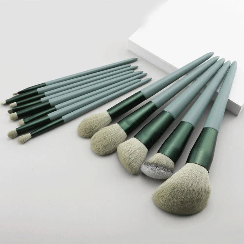 Makeup Brush Set with Bag — 5 to 14 Pieces Professional Foundation, Contour & Blending Brushes
